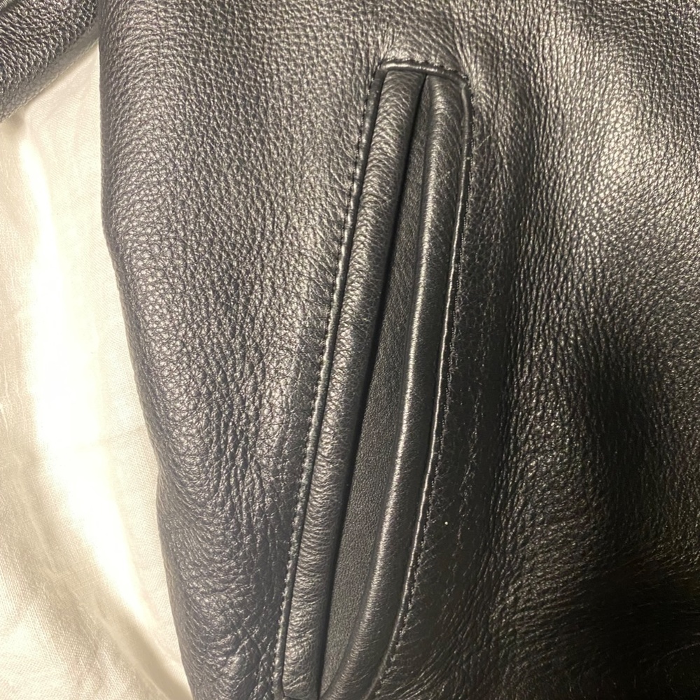 Danier Leather jacket - Picture 4 of 6
